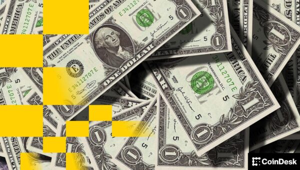 XRP hovers near $14 million options battleground that could sway trading