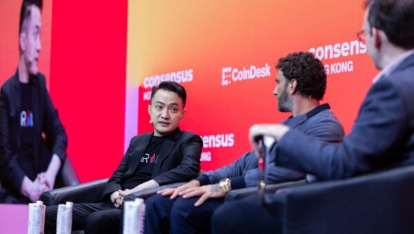 WLFI threatens legal action against Justin Sun after he accuses Trump-linked project of deceptive DeFi deals