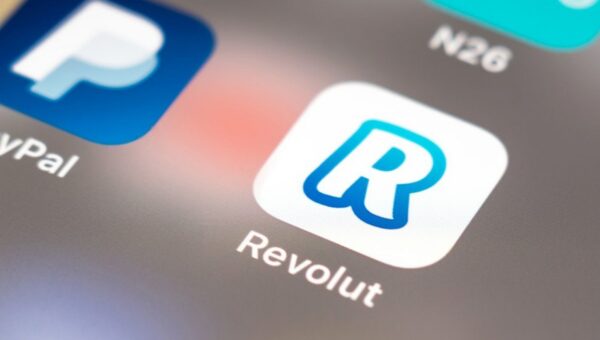 Revolut targets a $200 billion IPO just months after its $75 billion share sale