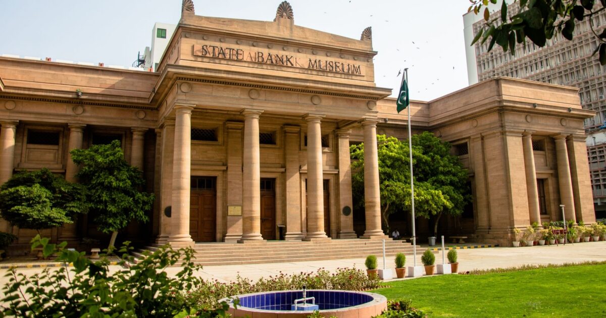 Pakistan lifts seven-year ban, allowing banks to service crypto providers