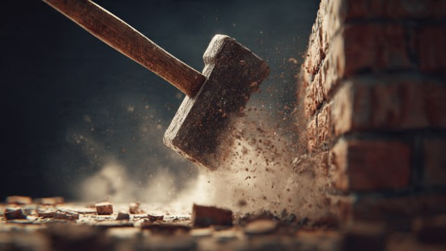 DOJ Freezes $700 Million in Assets Amidst Crypto Crime Crackdown