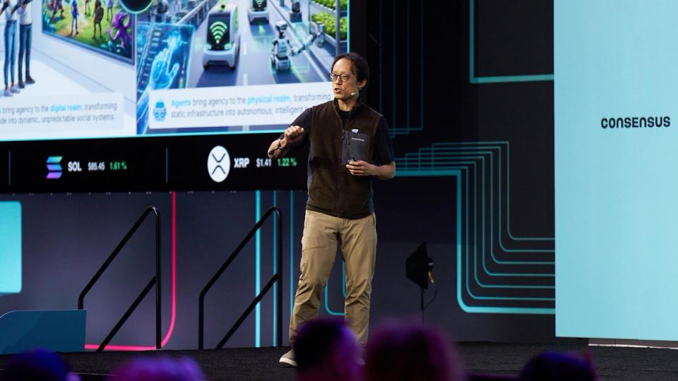 Siu’s Pivot: Metaverse Future Belongs to AI Agents, Not Humans