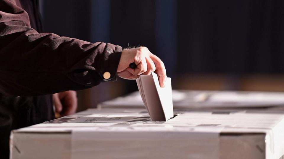 Crypto’s 2026 Midterm Gamble: One Election Away From Policy Collapse