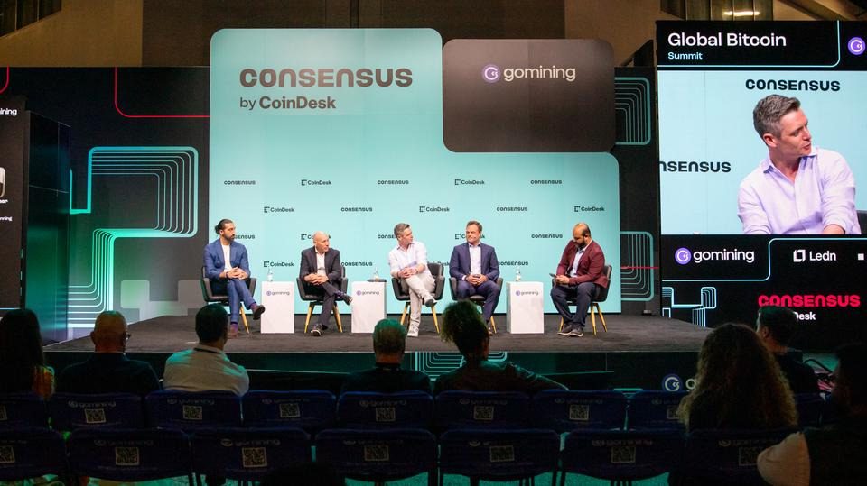 Spot Bitcoin ETFs Hit $107B, But Coinbase Custody Dominance Poses Systemic Risk