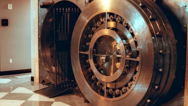 Arbitrum’s $71M ETH Vote Collides With North Korea Terrorism Claims in Federal Court