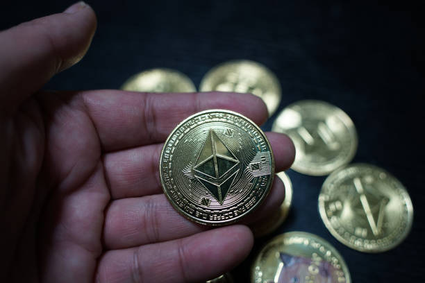 Ethereum’s Quiet Capital Inflow Signals Repricing Against Solana, AI Tokens