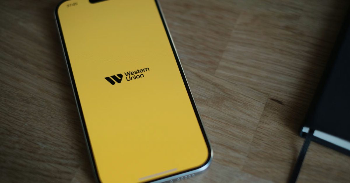 Western Union’s USDPT Stablecoin Signals Institutional Shift to On-Chain Remittances