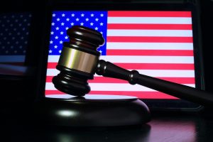 Hayes Pushes Trump Veto on CLARITY Act as Crypto Divides Over Regulation