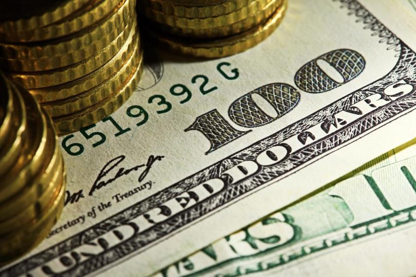 Bitcoin Institutional Inflows Hit $700M as BTC Eyes $82K Resistance