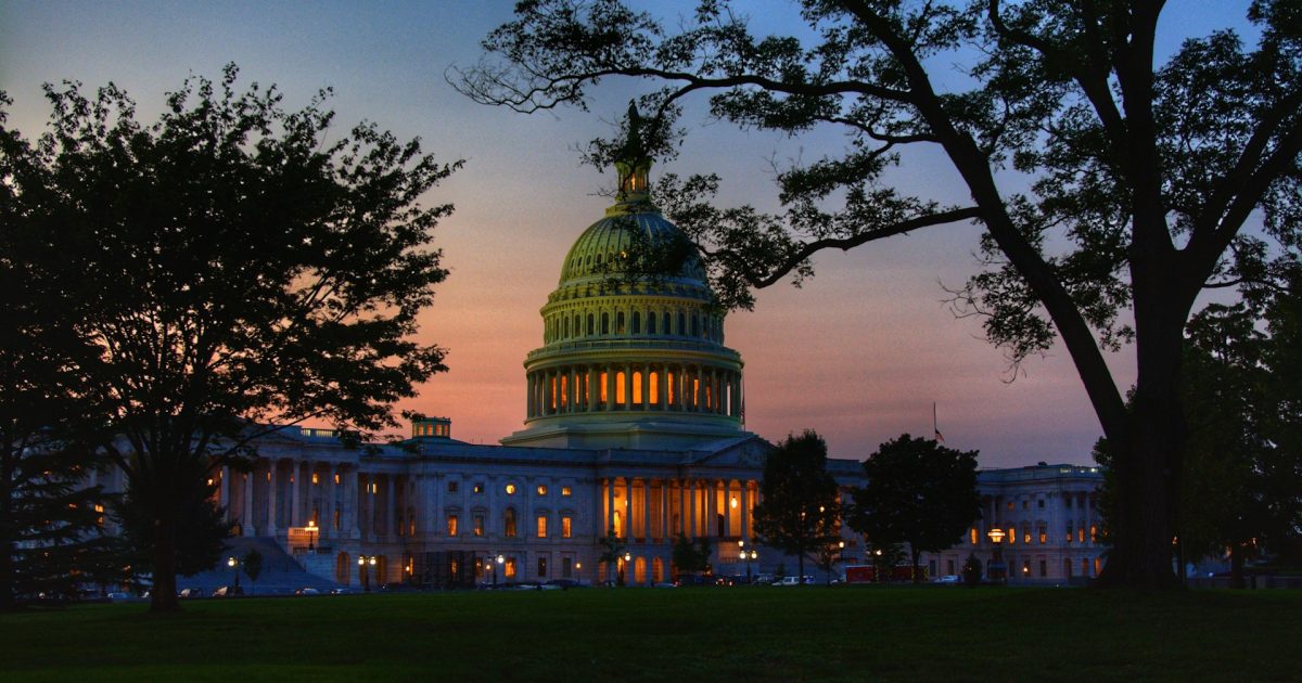 White House Crypto Advisor Calls Out Banks for Dodging Stablecoin Talks