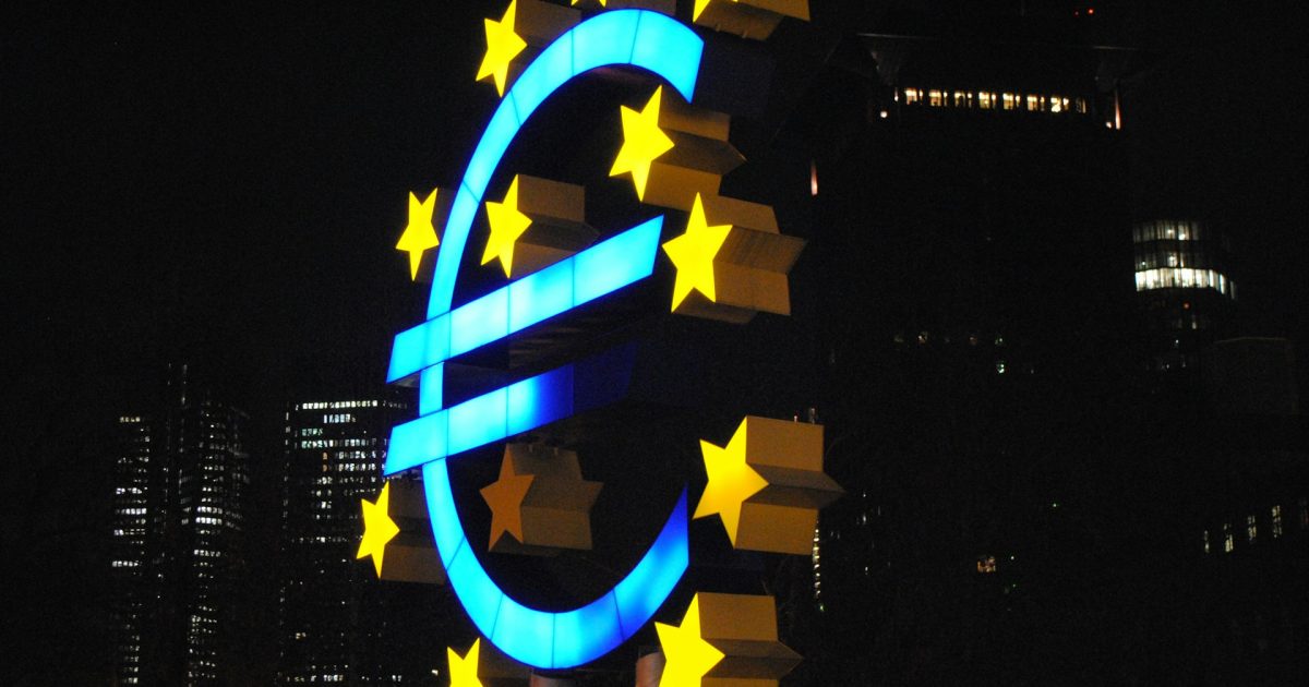 Sabadell Joins Euro Stablecoin Push as Qivalis Targets 2026 Launch