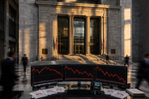 SEC Delays Tokenized Securities Exemption, Stocks Slip